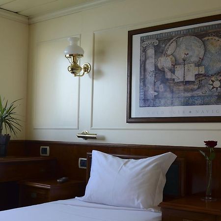 Invicta Ribeira Boat Hotel OOporto Extérieur photo