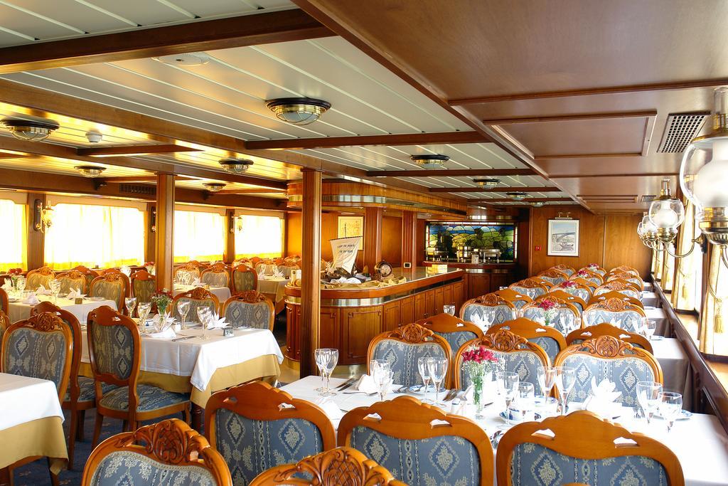 Invicta Ribeira Boat Hotel OOporto Extérieur photo