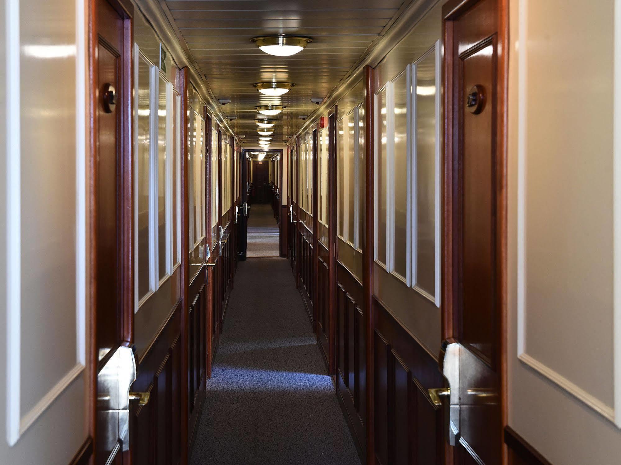 Invicta Ribeira Boat Hotel OOporto Extérieur photo